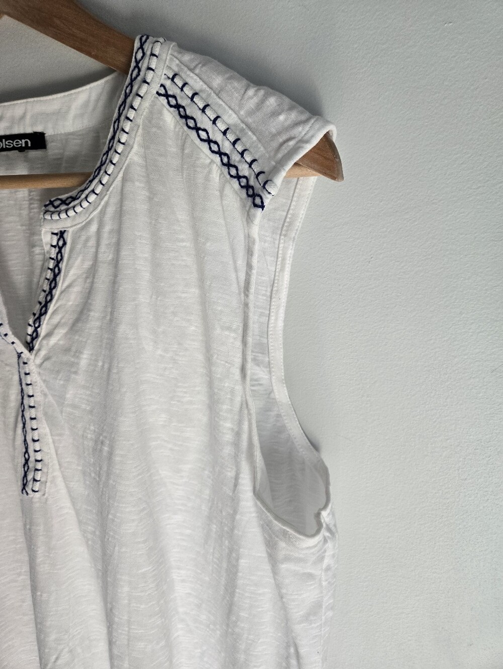 OLSEN White Sleeveless Embroidered Neck Top - Picture 4 of 8